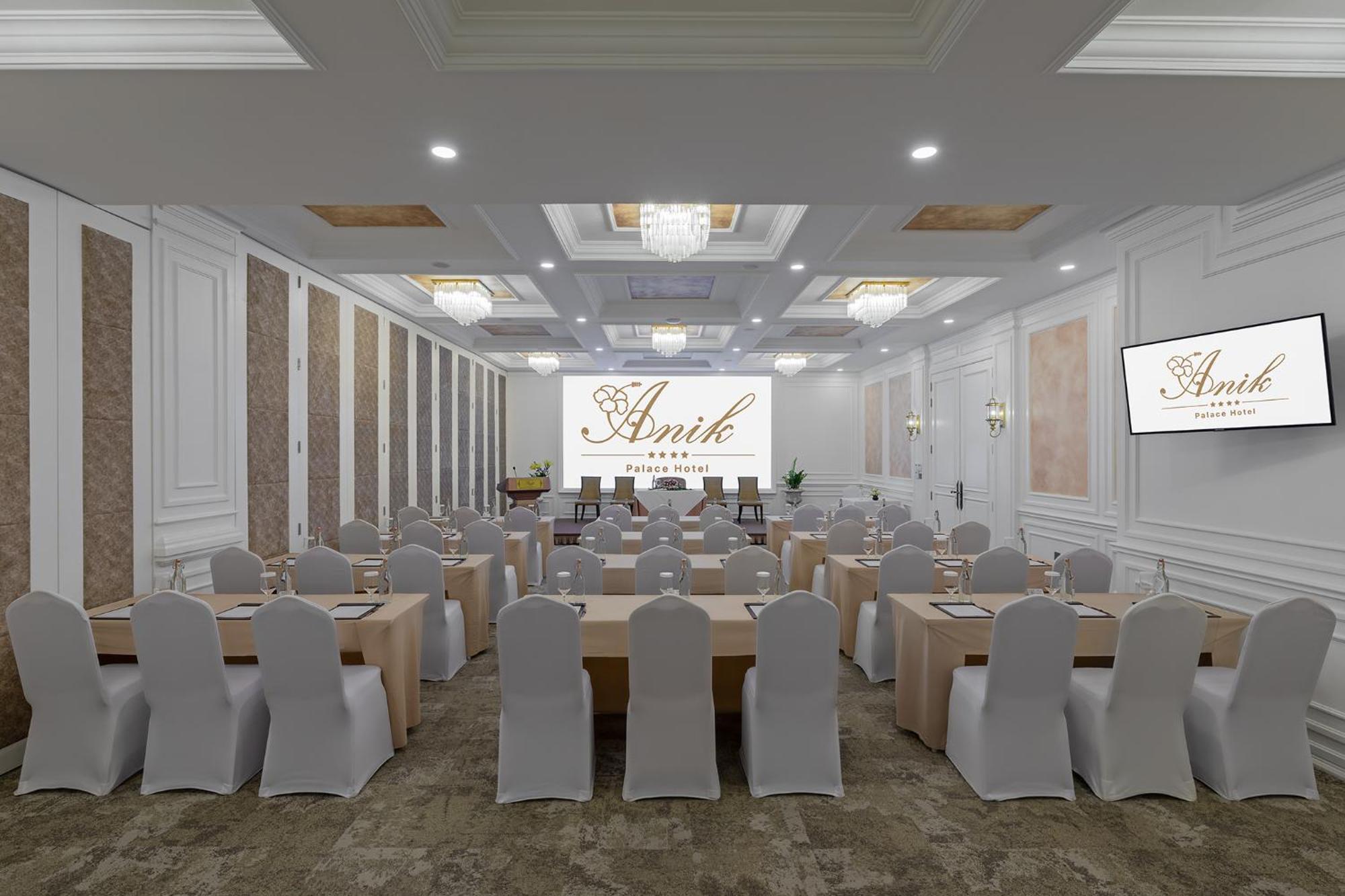 Anik Palace Hotel Phnom Pen Exterior foto