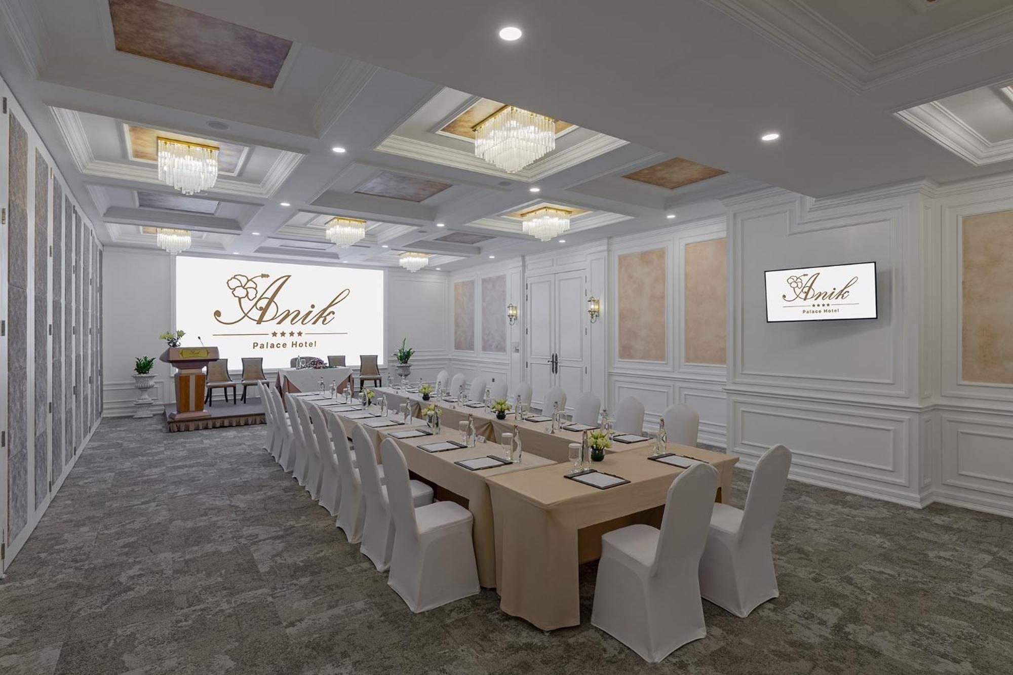 Anik Palace Hotel Phnom Pen Exterior foto